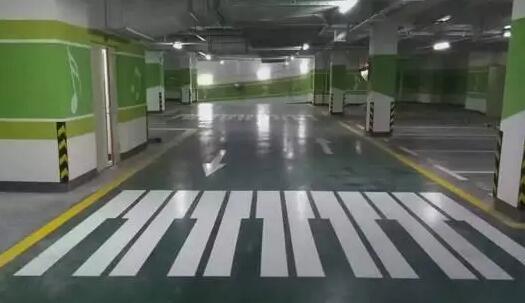 利川车位划线